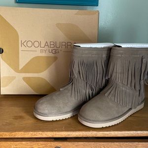 Kookaburra by Ugg Tan fringed boots